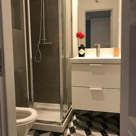 Appartement 1 Min To The - Perfect For 6 Guests