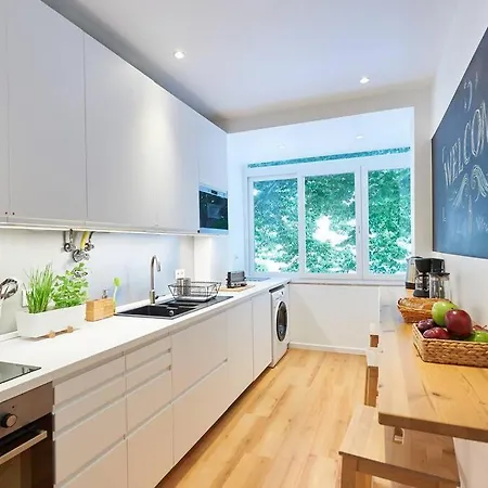 Appartement 1 Min To The - Perfect For 6 Guests