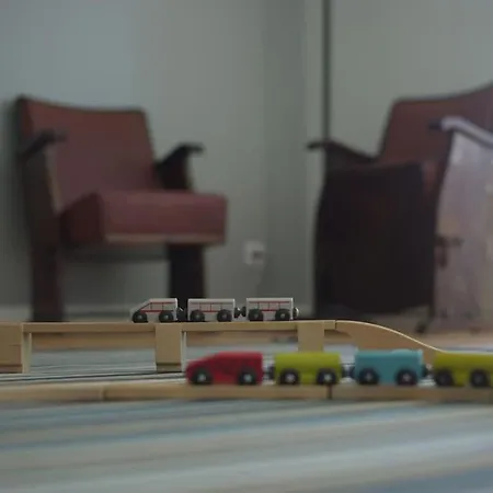 1 Min To The - Perfect For 6 Guests Appartement *