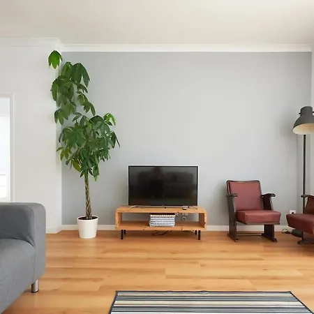 1 Min To The - Perfect For 6 Guests Appartement